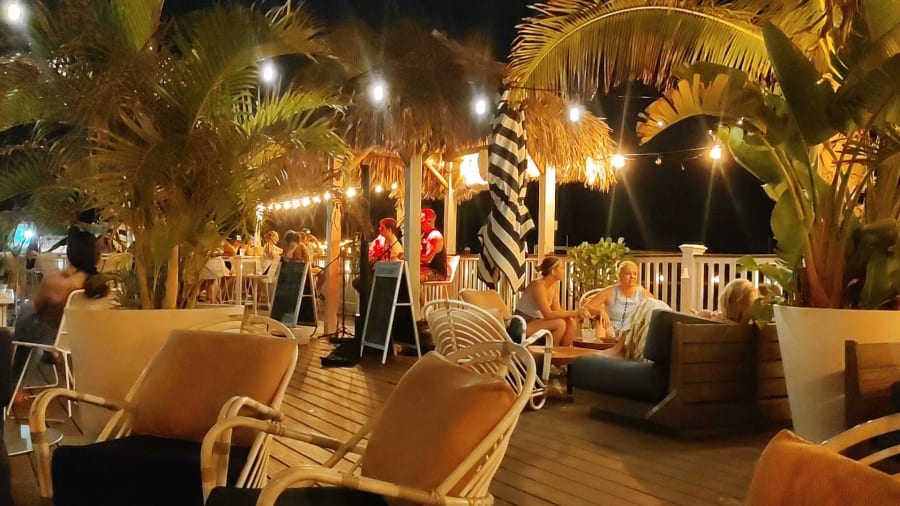 Coconut Charlie's Beach Bar & Grill – photo 2
